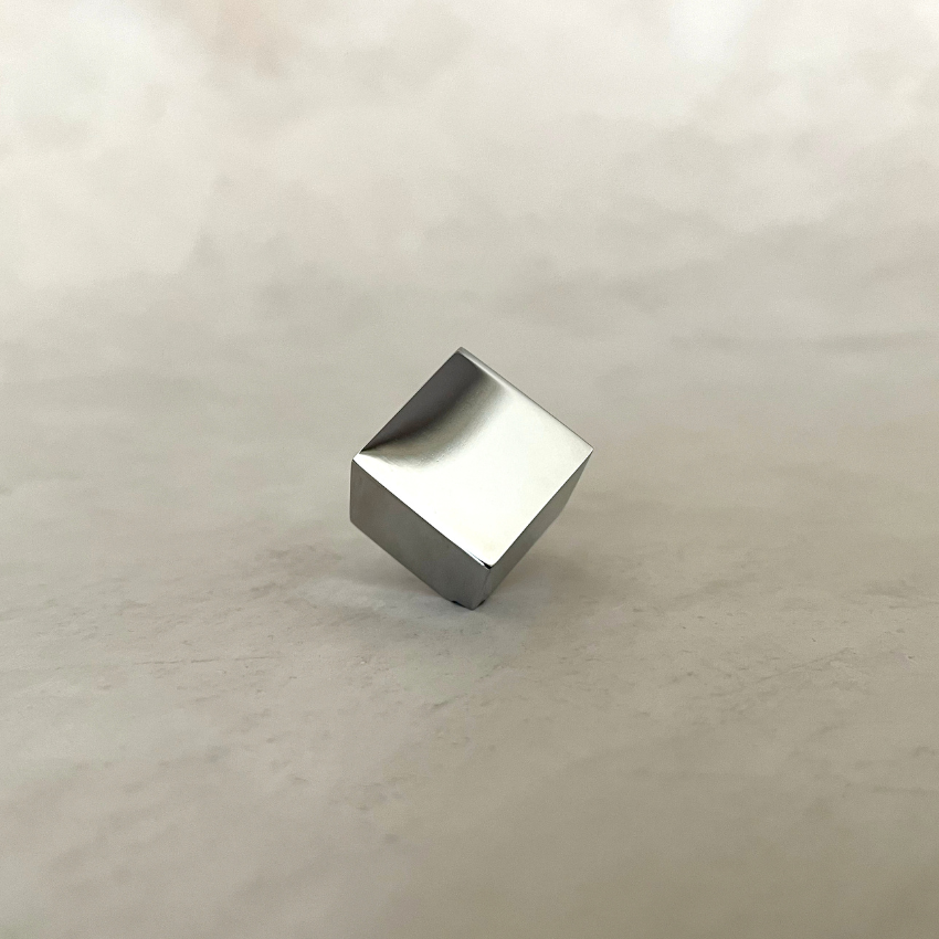Cube Anastasia Chrome
