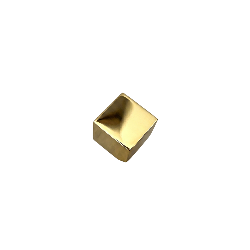Cube anastasia packshot
