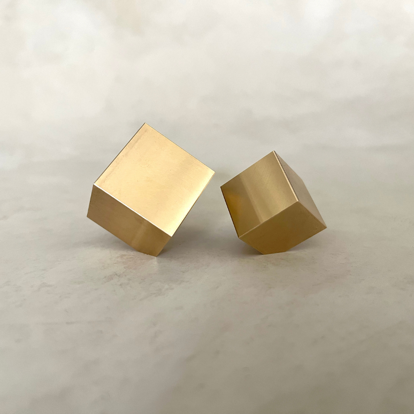 Cube_anastasia_laiton